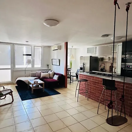 Appartamento Apartman Mezonet 5 Praga